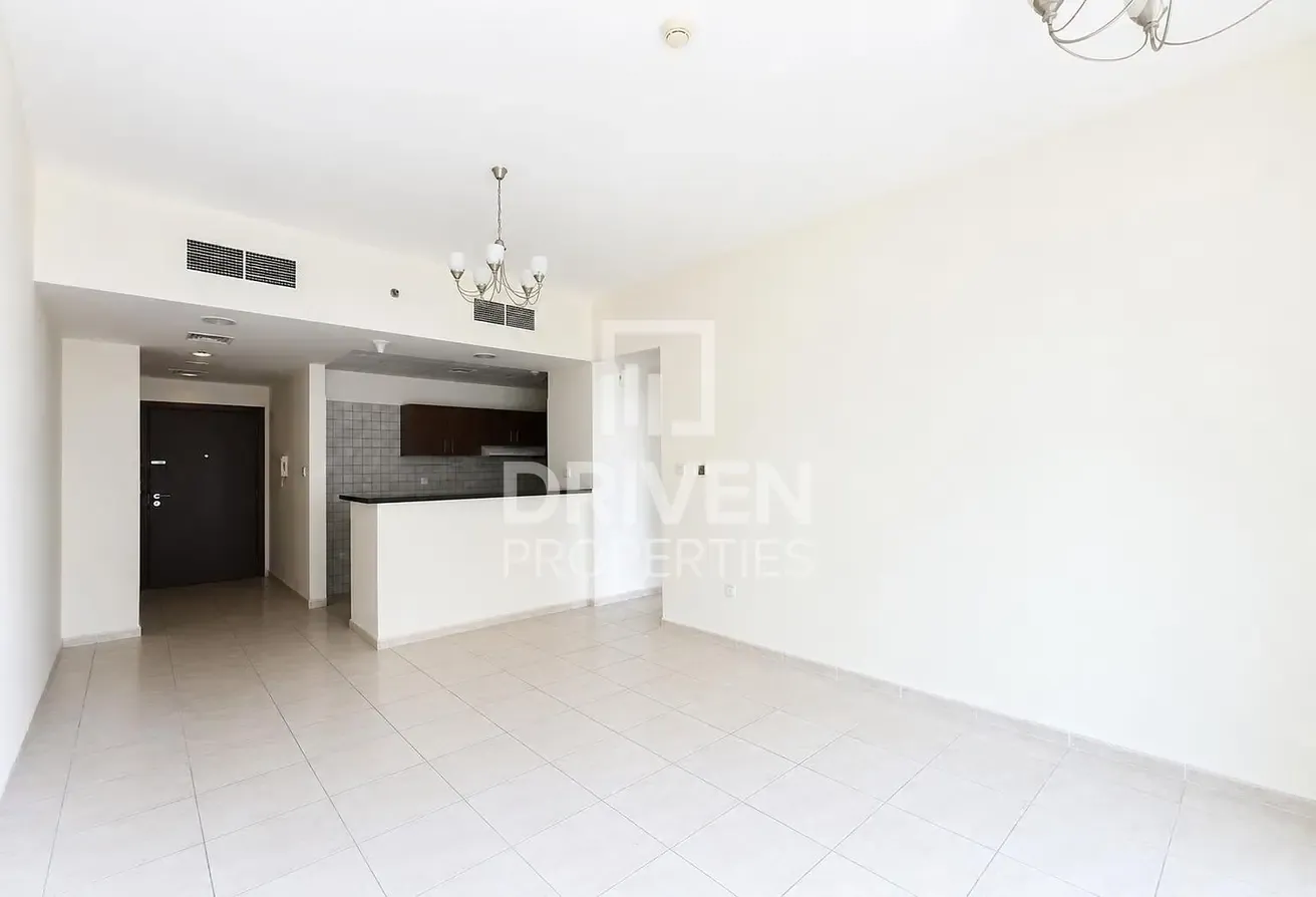Great Location | Modern Layout | Community View