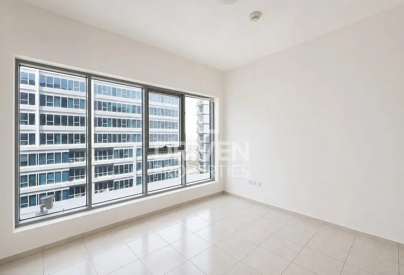 Great Location | Modern Layout | Community View