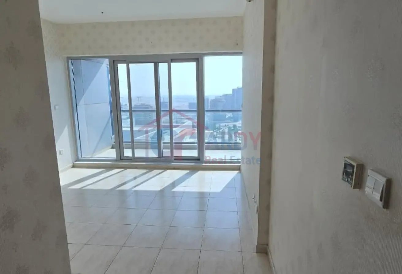 On Rental 2 bed bigger unit spacious in Skycourts
