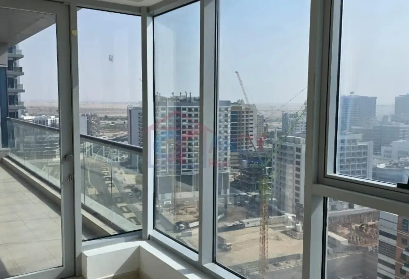 On Rental 2 bed bigger unit spacious in Skycourts