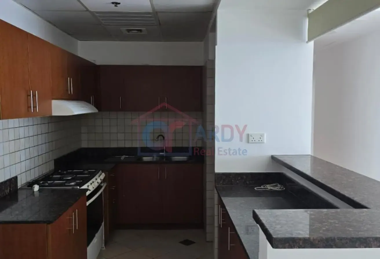 On Rental 2 bed bigger unit spacious in Skycourts