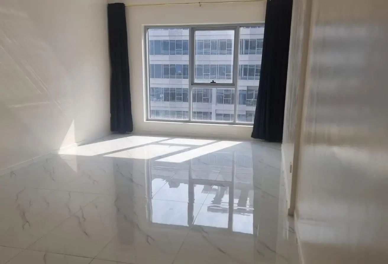 High-Floor 1BR | No Balcony | City View