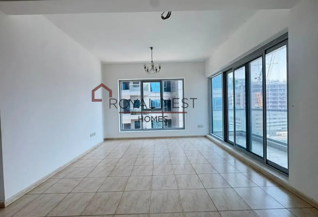 Corner Unit | Semi Closed Kitchen | Ready to Move