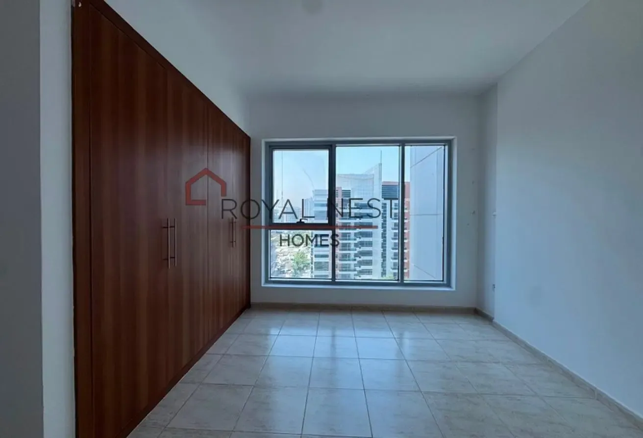 Corner Unit | Semi Closed Kitchen | Ready to Move