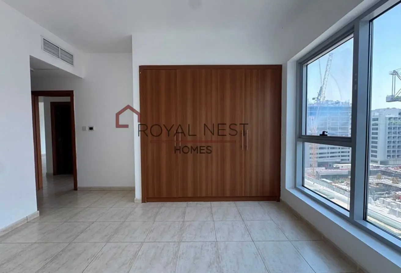 Corner Unit | Semi Closed Kitchen | Ready to Move