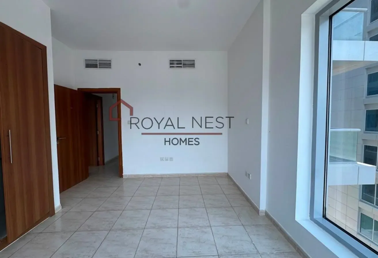 Corner Unit | Semi Closed Kitchen | Ready to Move