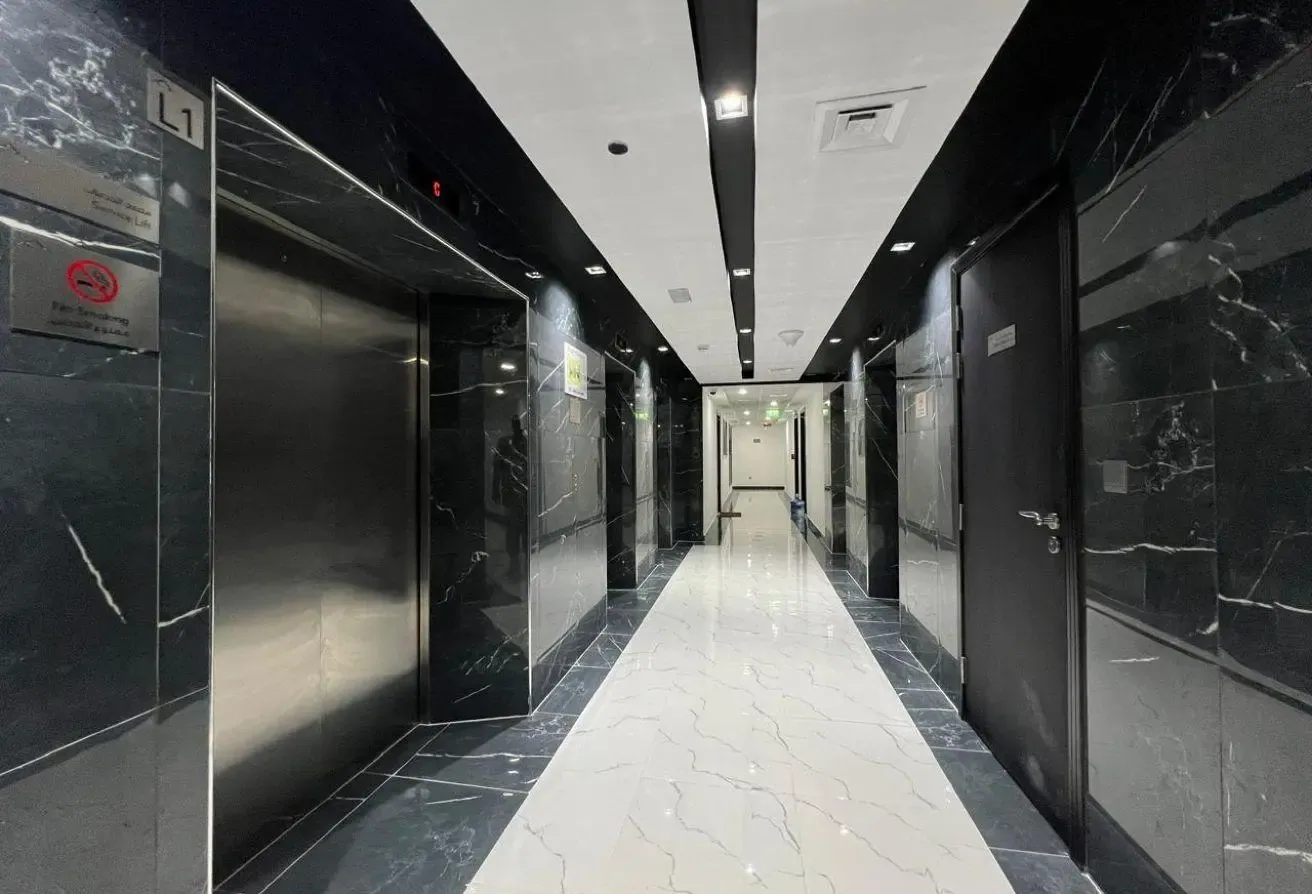 Bright Studio | 1 Bath | Balcony | Skycourts D