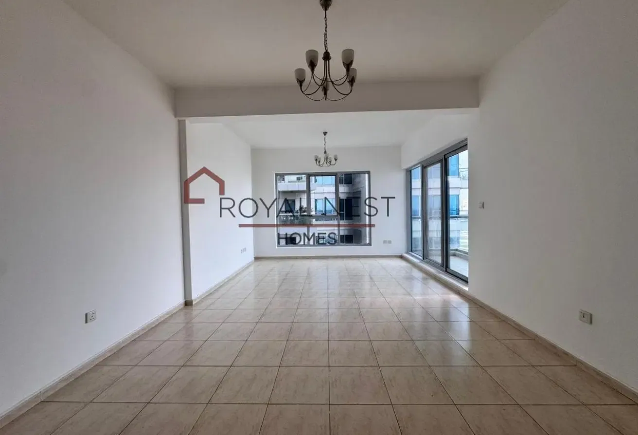 Ready to Move | 4 CHQ'S | Family Living