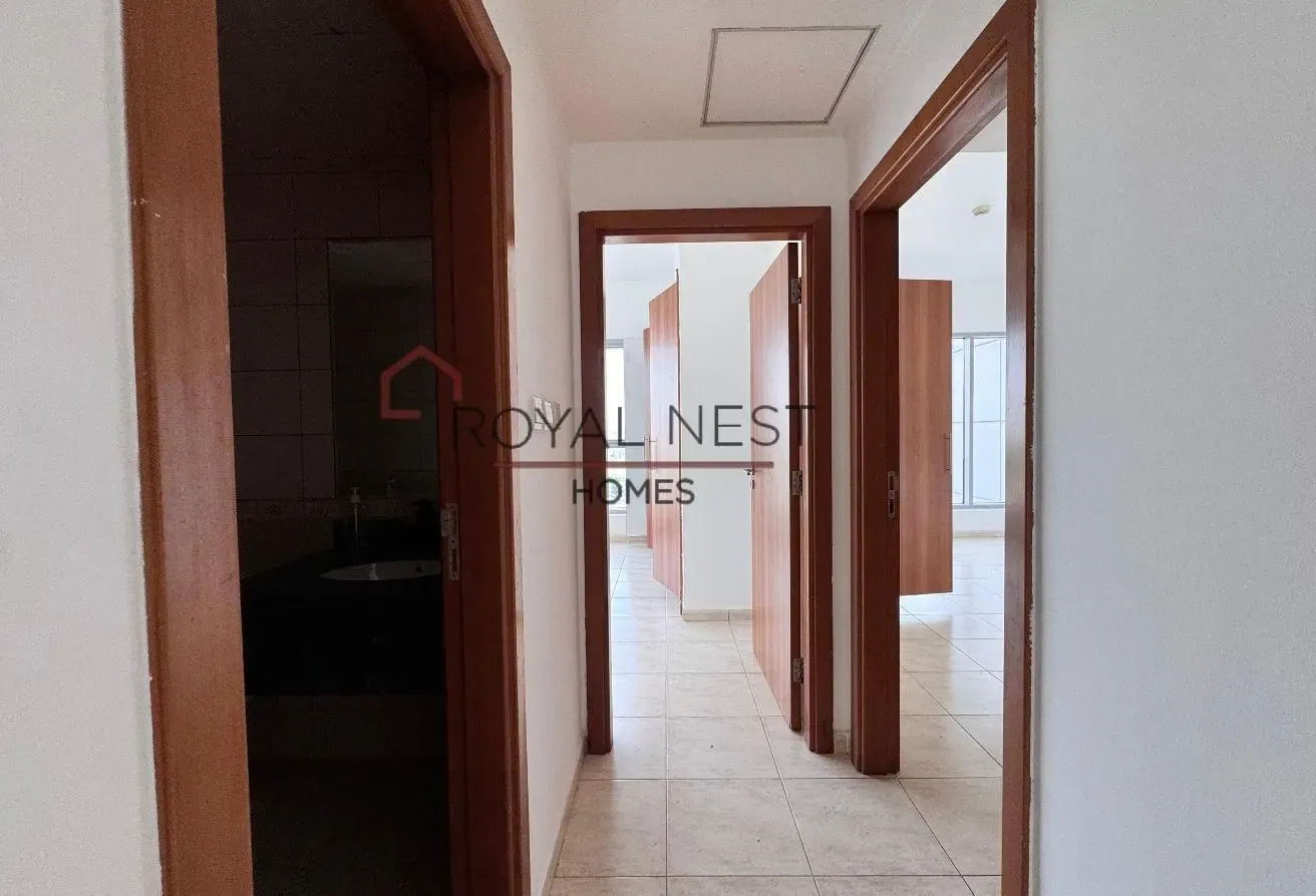 Ready to Move | 4 CHQ'S | Family Living