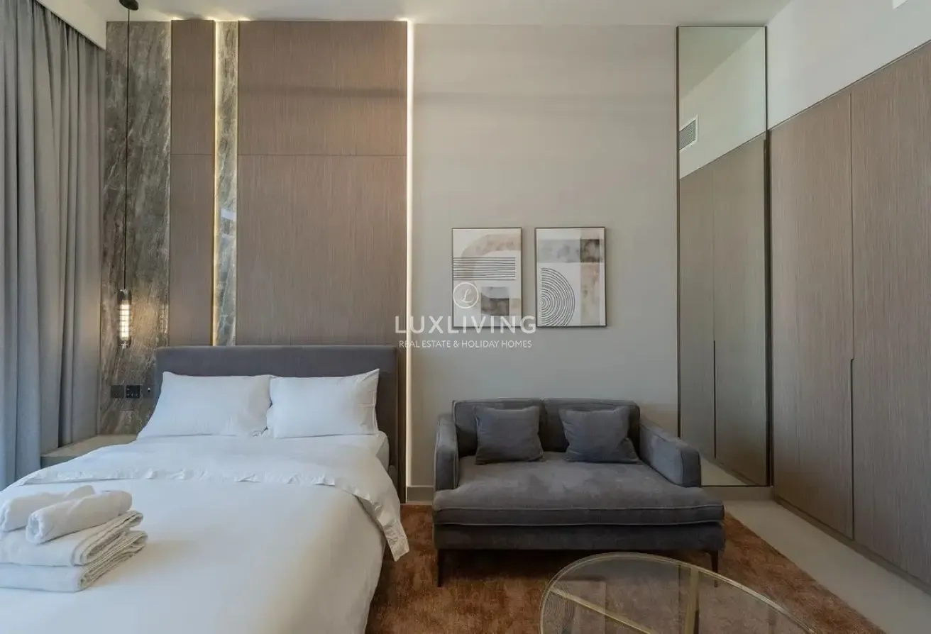 Vacant| Fully Furnished | Brand New