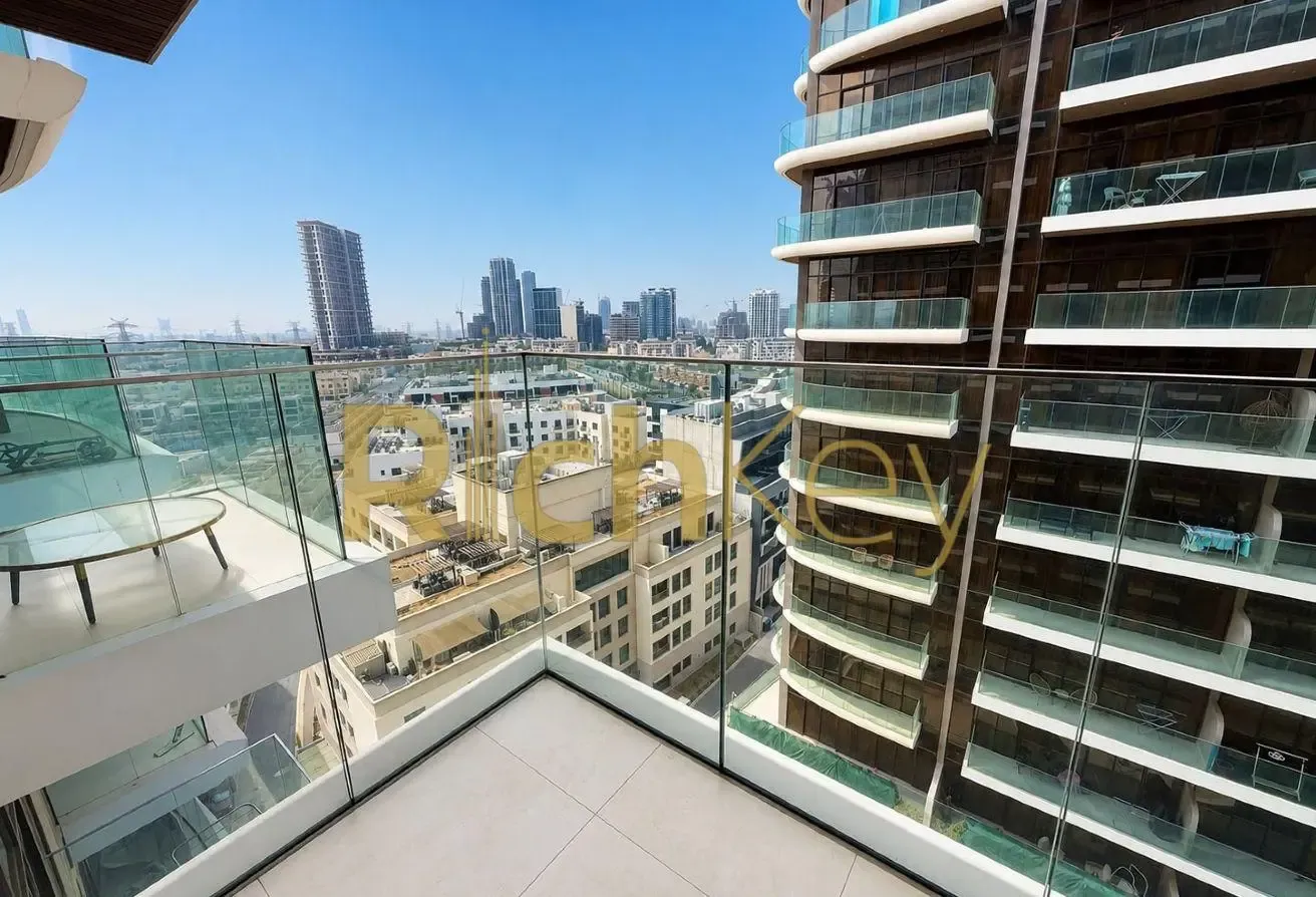 Fully Furnished|Modern Studio|Near Entrance & Exit