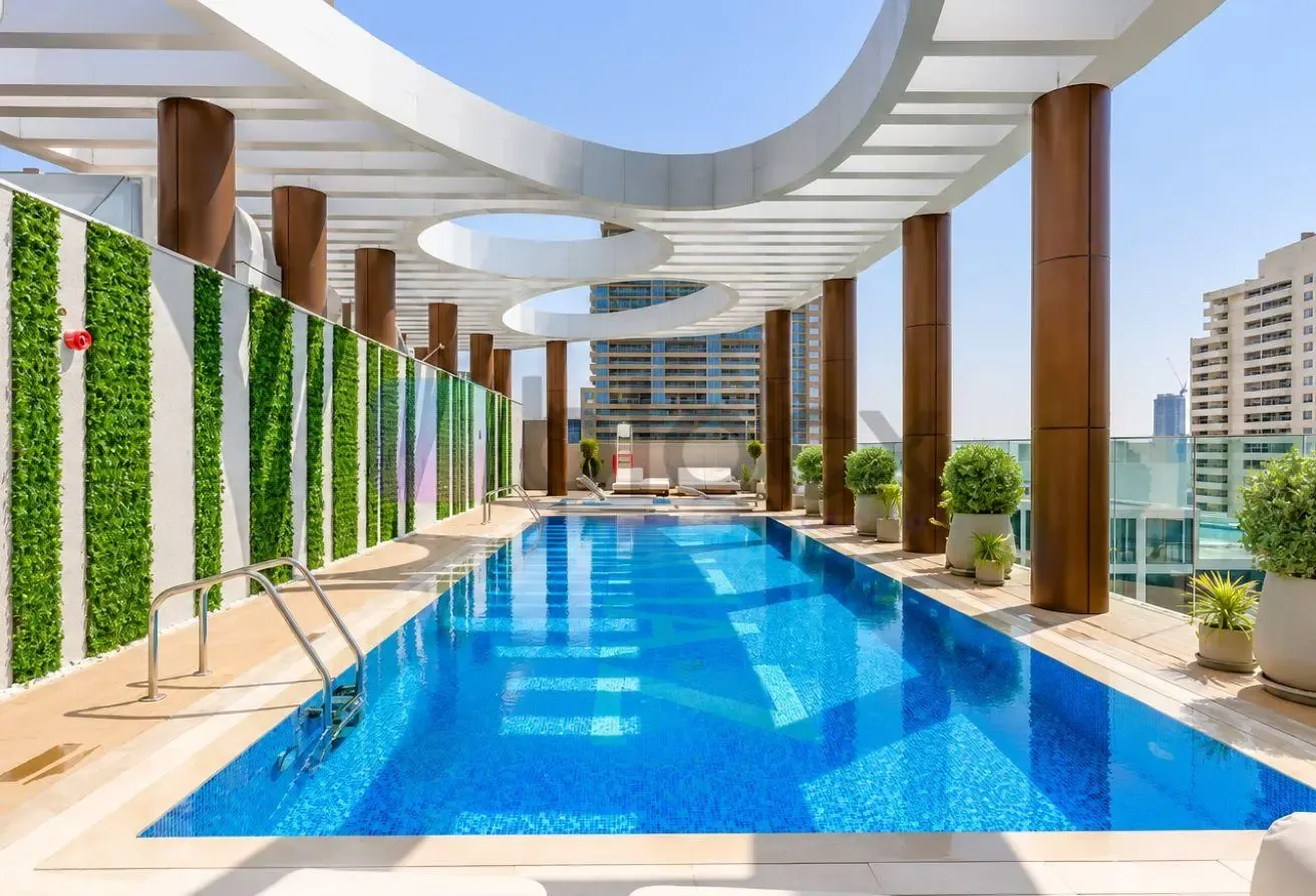 PARKING_POOL_GYM | FULLY FURNISHED | MOVE-IN READY