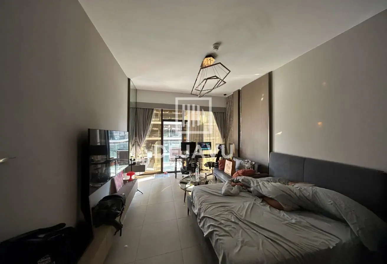 Fully Furnished | 12 Cheques | Vacant
