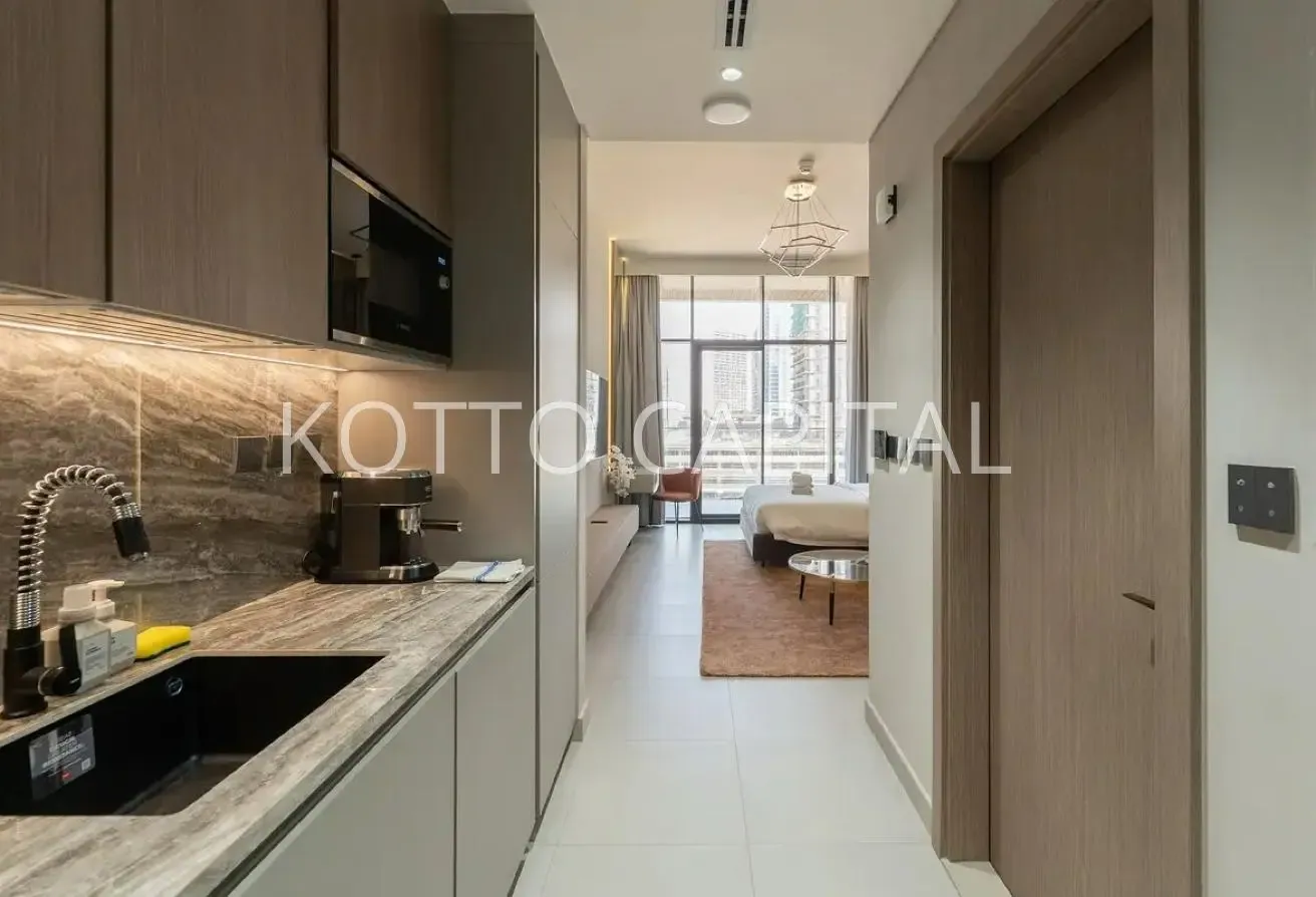 Fully Furnished | Mid Floor | Open View