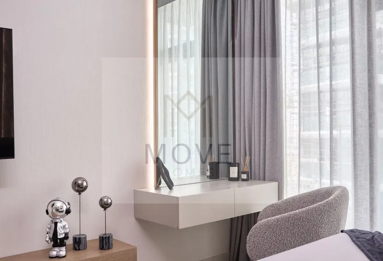 Prime Location |  High Floor | fully furnished