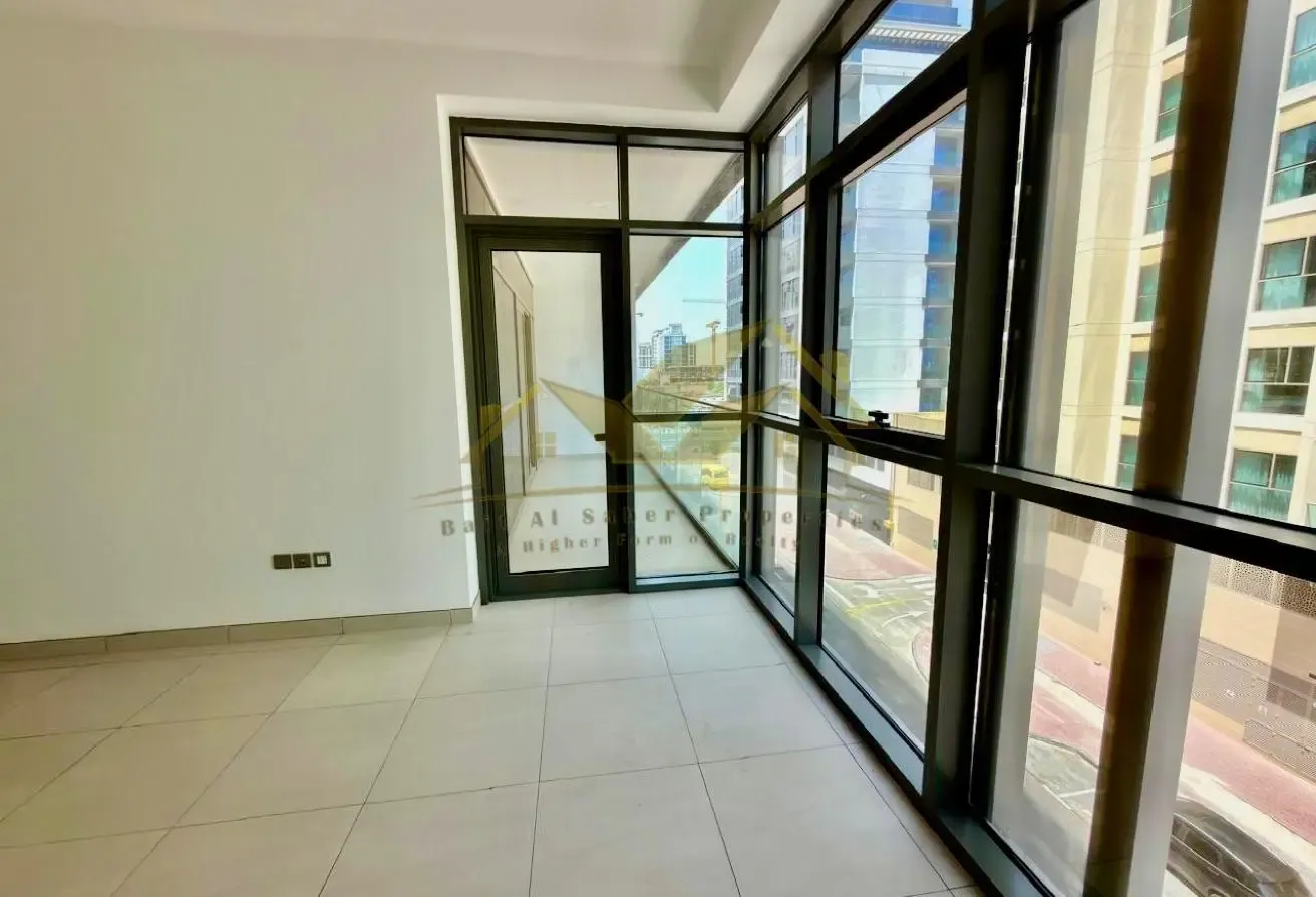 1 BR Apartment Brand New Building Near metro