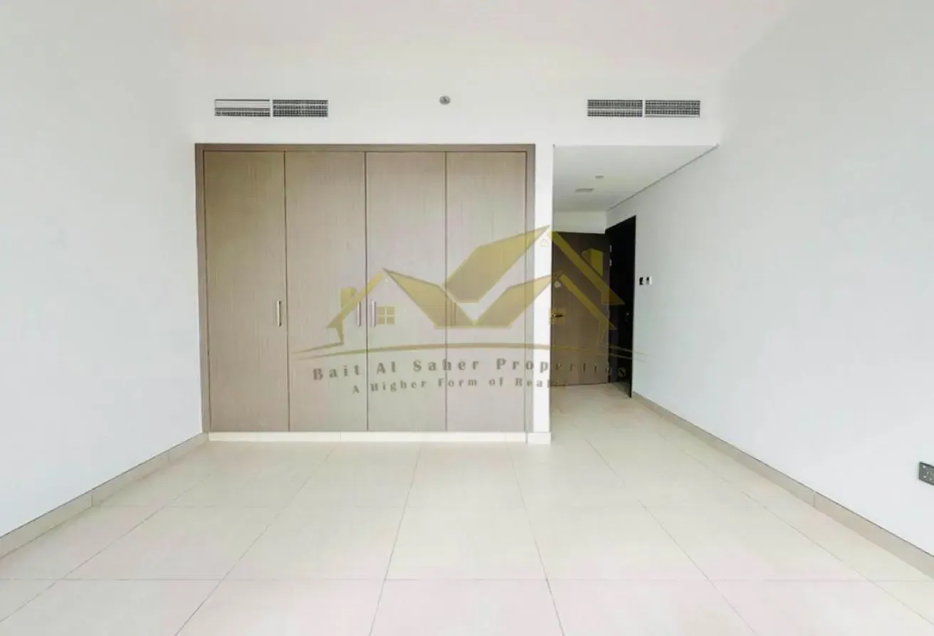 30 days GP 2bhk front view gym pool NEAR PARK JGC