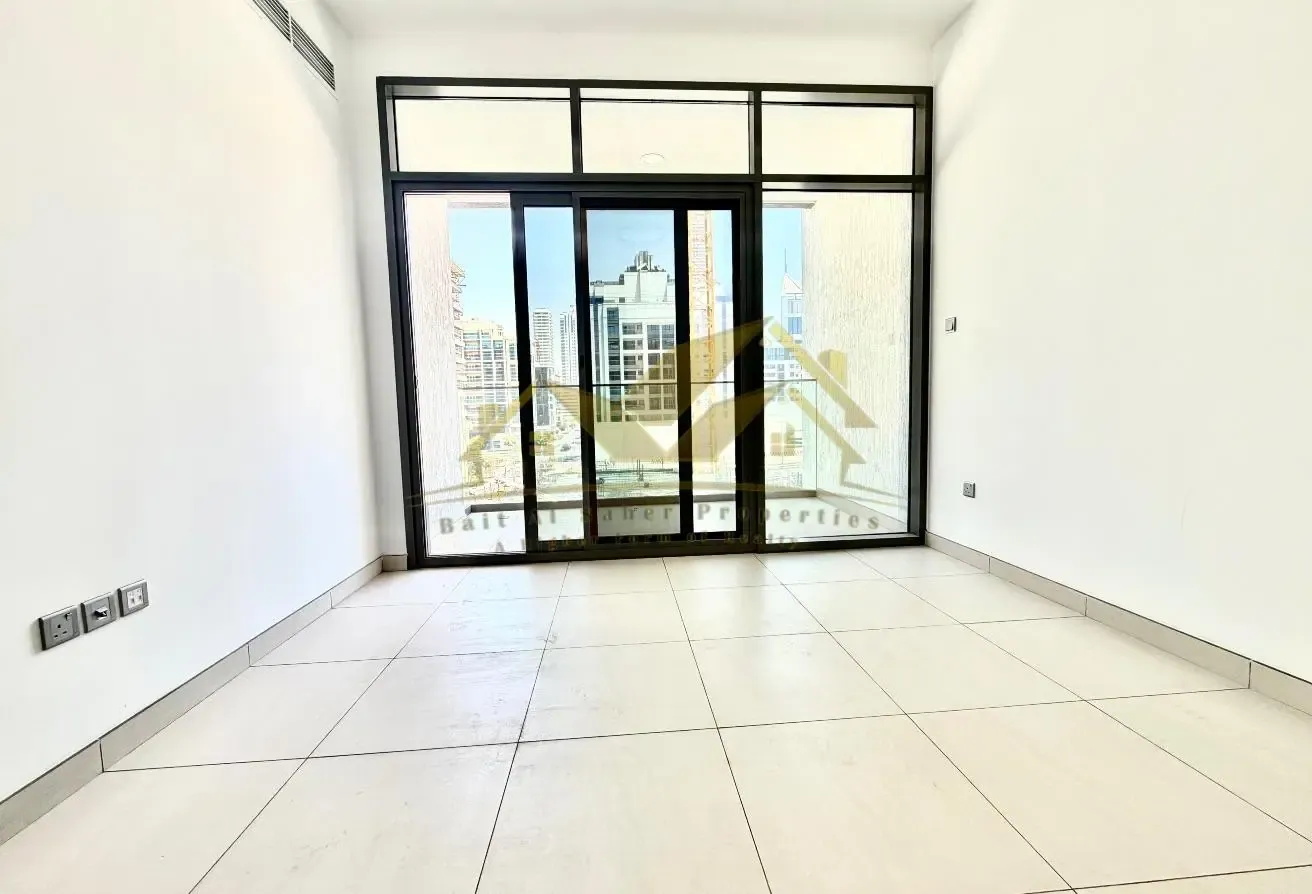 BRANDNEW 1bhk with gym pool near metro & park JGC
