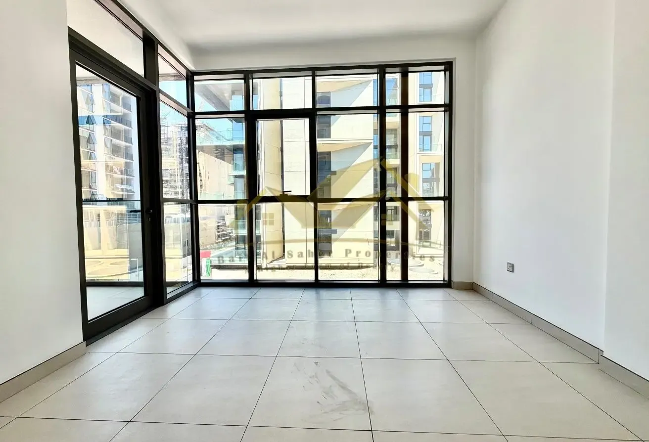 BRANDNEW 1bhk with gym pool near metro & park JGC