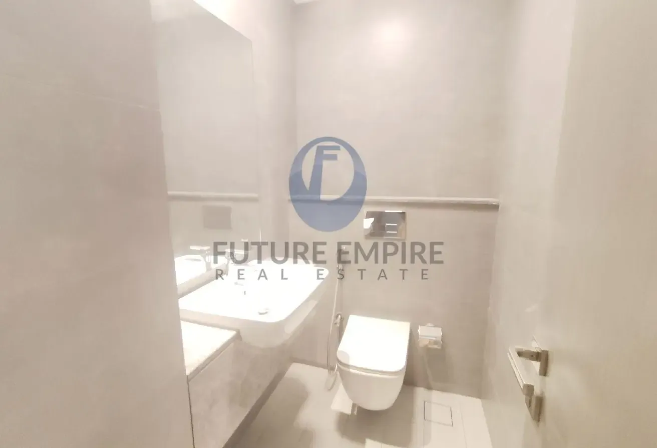 Be the First Tenant | Luxury 1BHK | Closed Metro