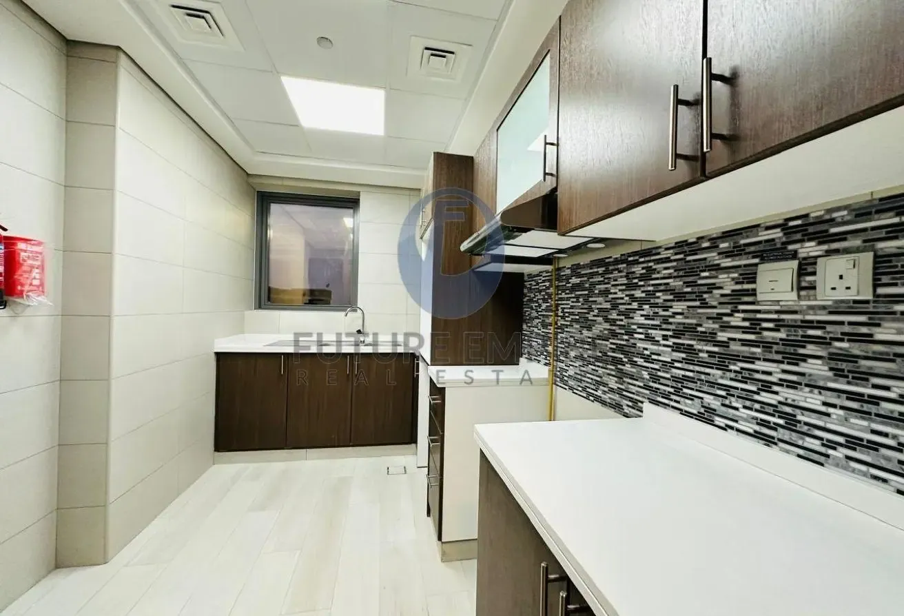 Modern 1 Bedroom | Balcony | Prime Location