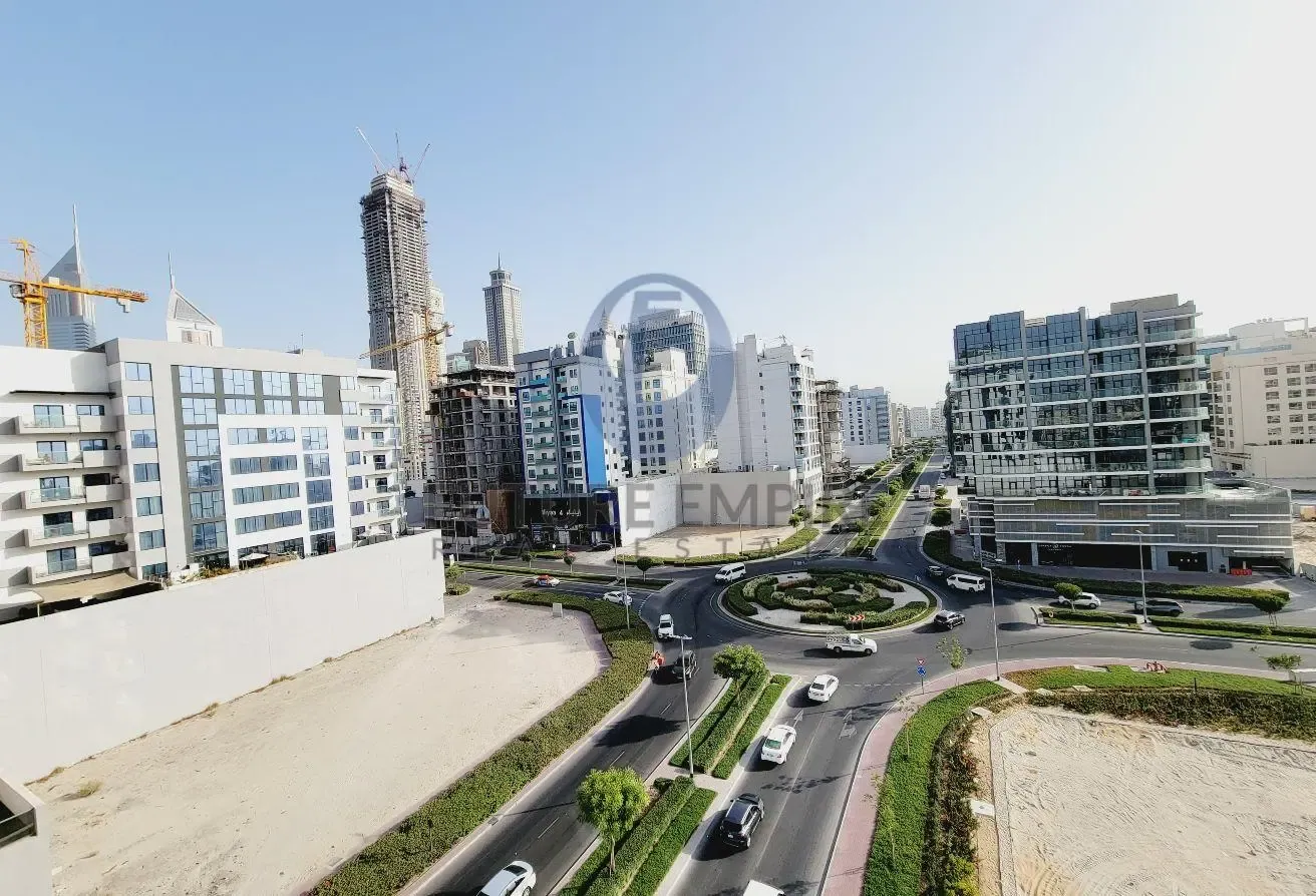 Luxury 2BHK | Open View | Al Satwa | Near Metro