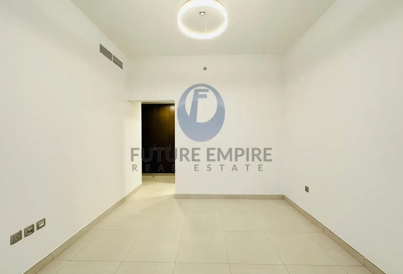 Modern 1 Bedroom | Balcony | Prime Location