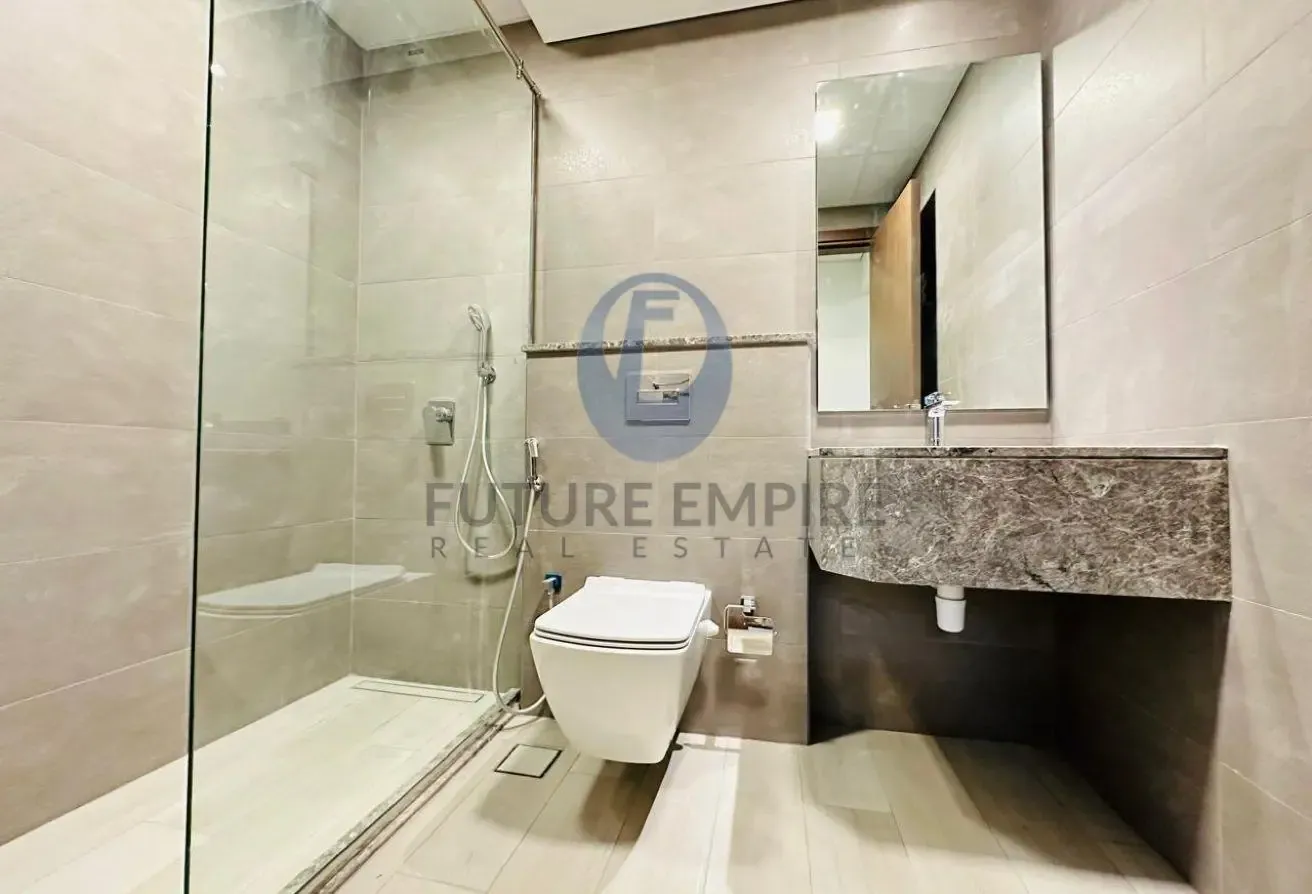 Modern 1 Bedroom | Balcony | Prime Location