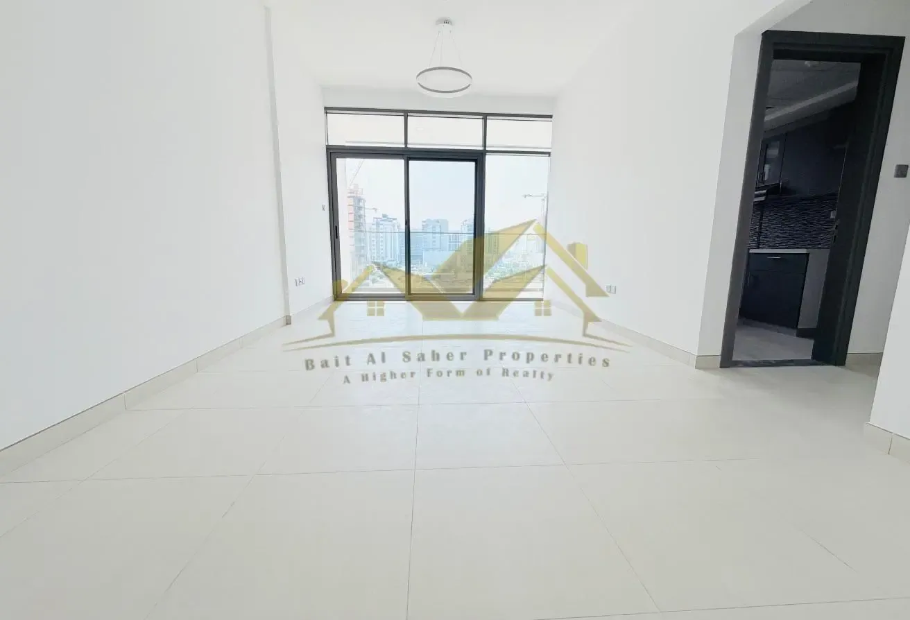 2 BR Apartment in Al Satwa | 1087 Sqft | Pool View