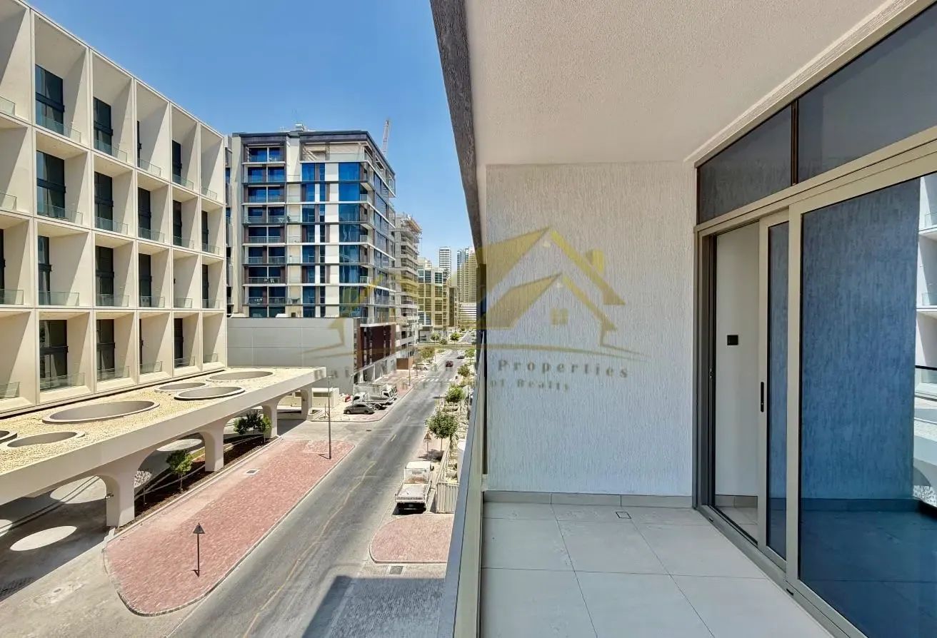 1 BR Apartment in Al Satwa with Landmark View