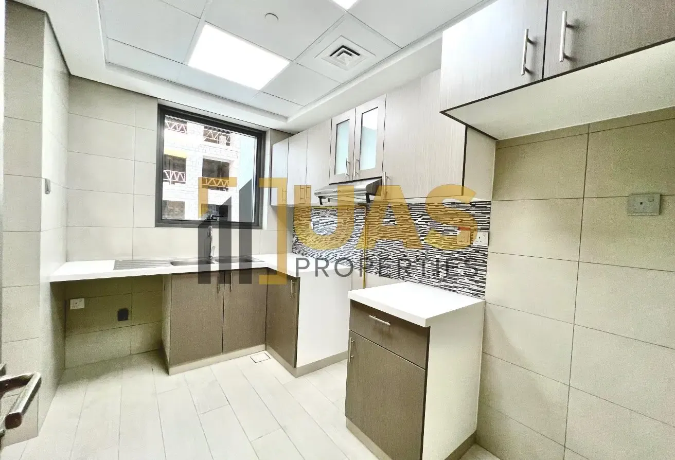 Hot Offer | New Building | 30 Days Free