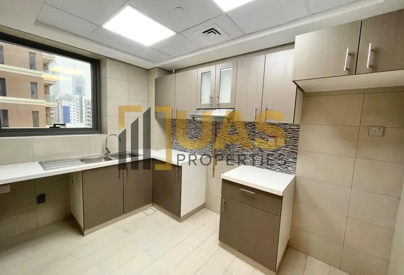 Vast 1bhk | Near metro | Chiller free