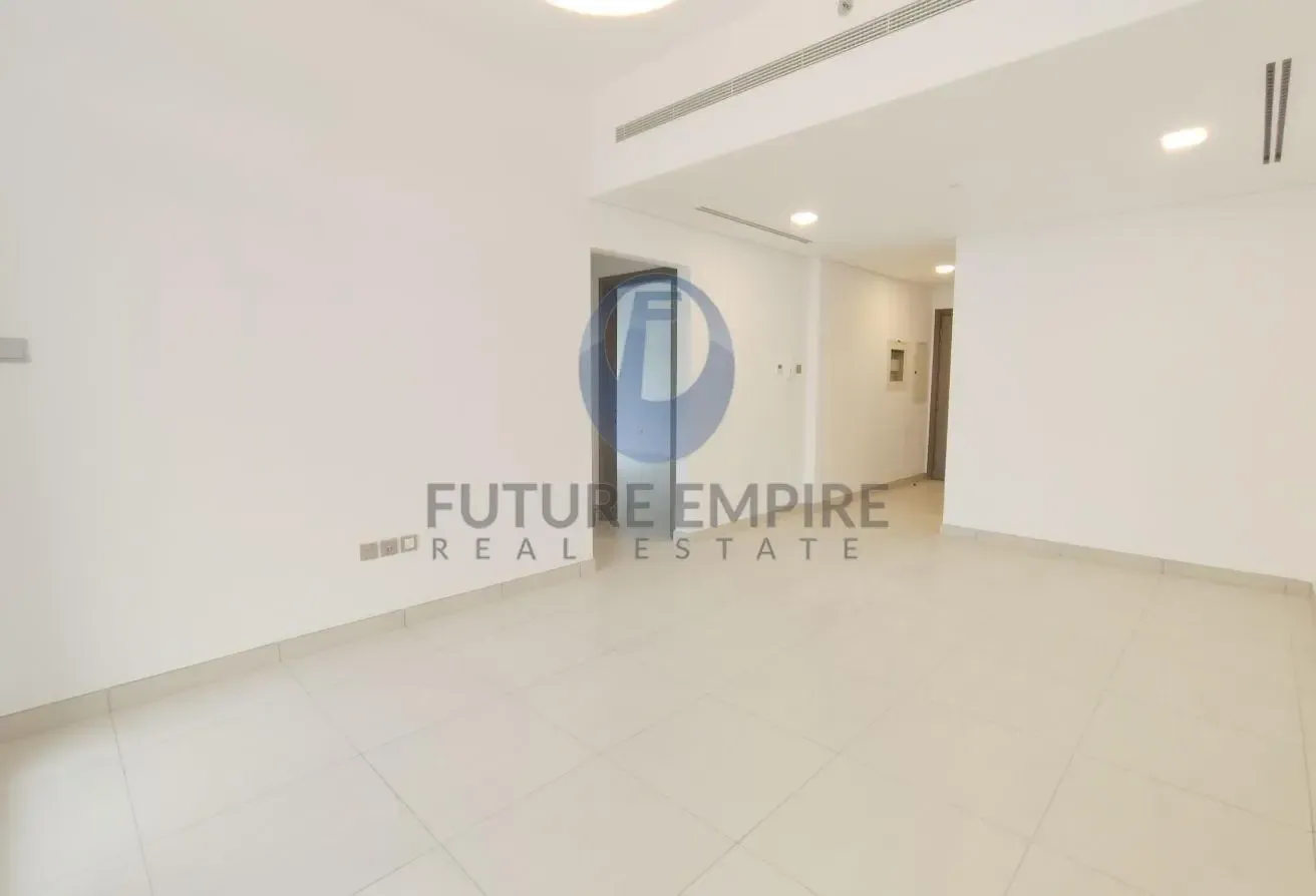 1 Month Free | First Tenant|Brand-New|Close to Mtr