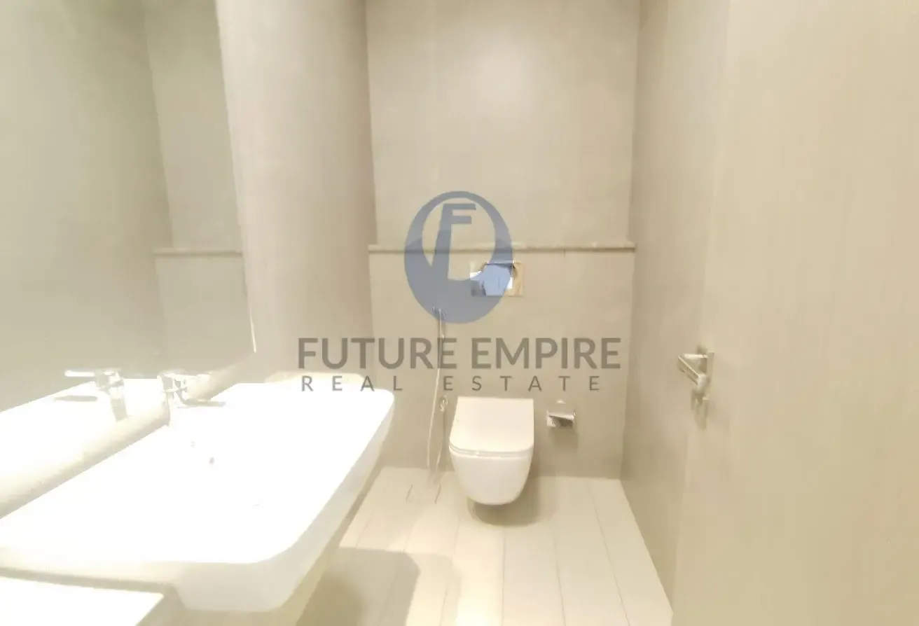 1 Month Free | First Tenant|Brand-New|Close to Mtr
