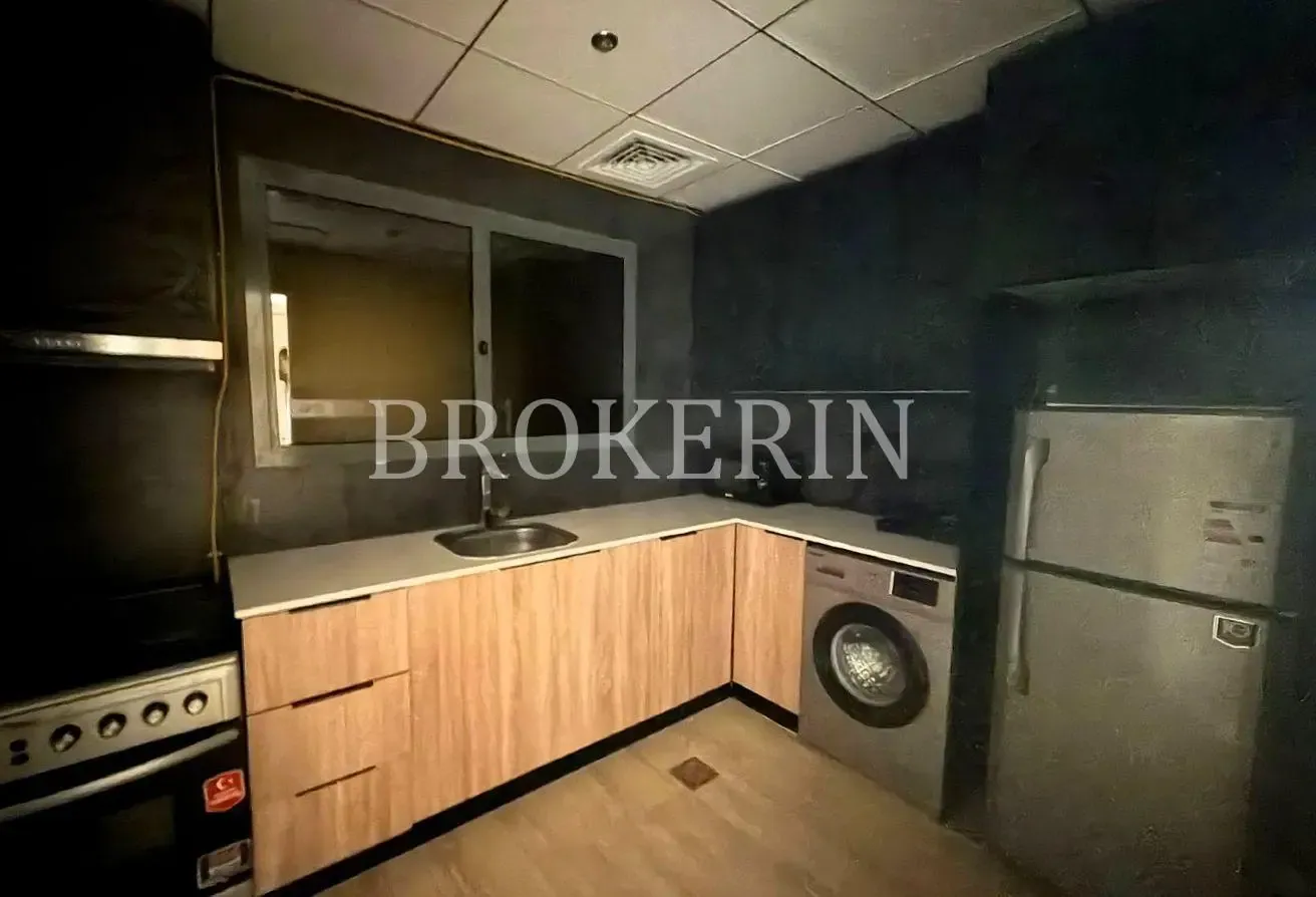 FULLY FURNISHED | PRIME LOCATION | BRIGHT INTERIOR