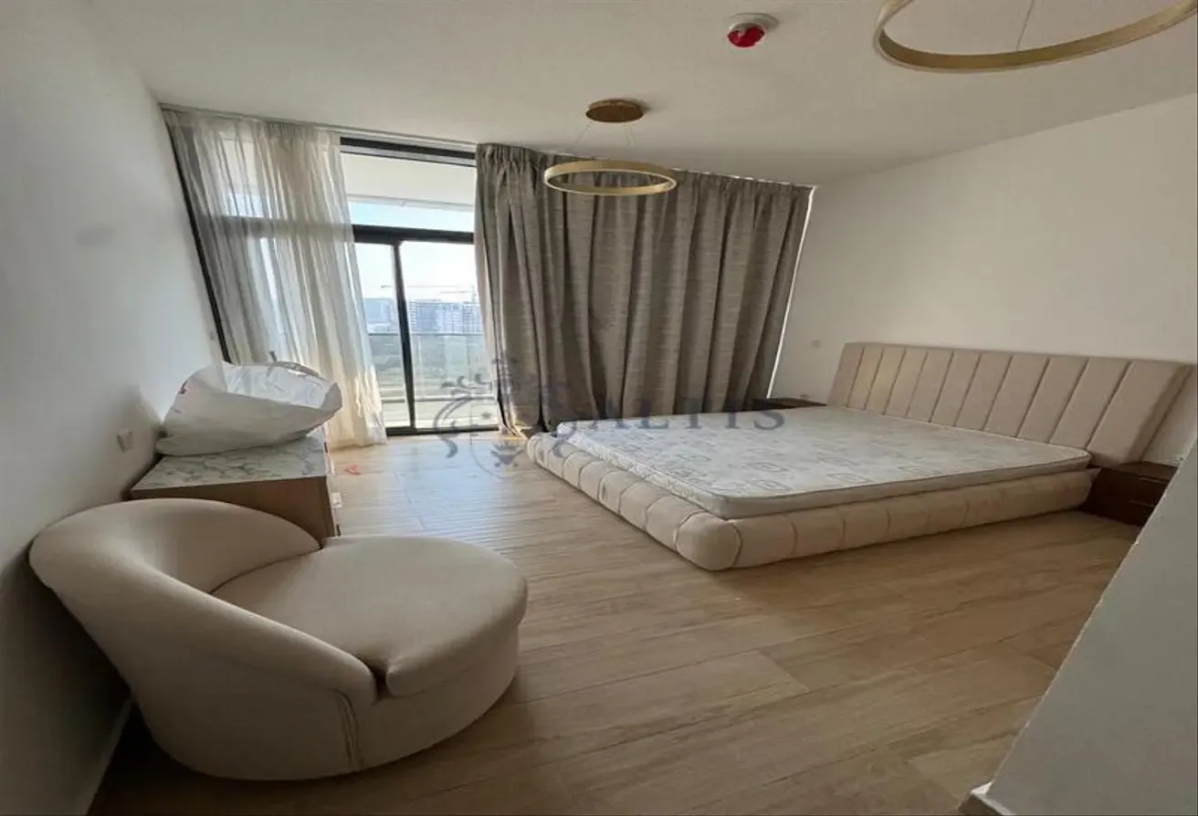 Fully Furnished | Spacious Unit | Ready To Move In