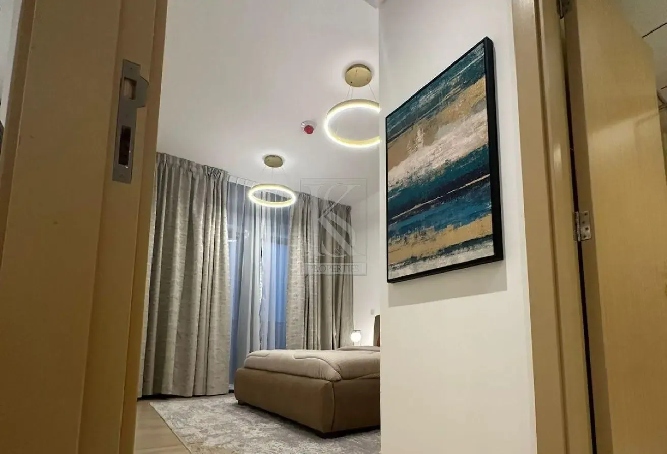 Fully Furnished | Prime Location | Community View