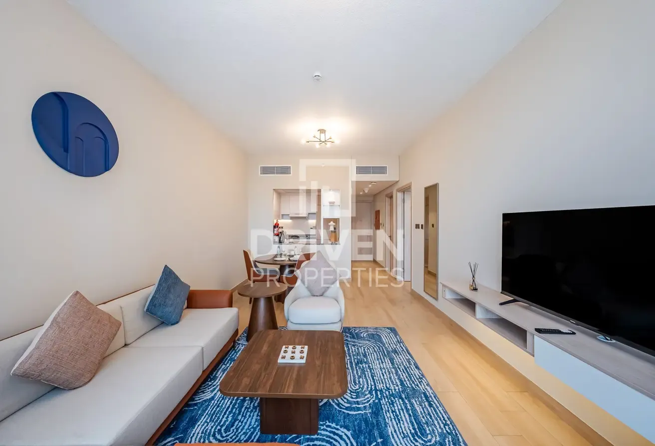 Bills Included | 4 Cheques | Ready to Move in