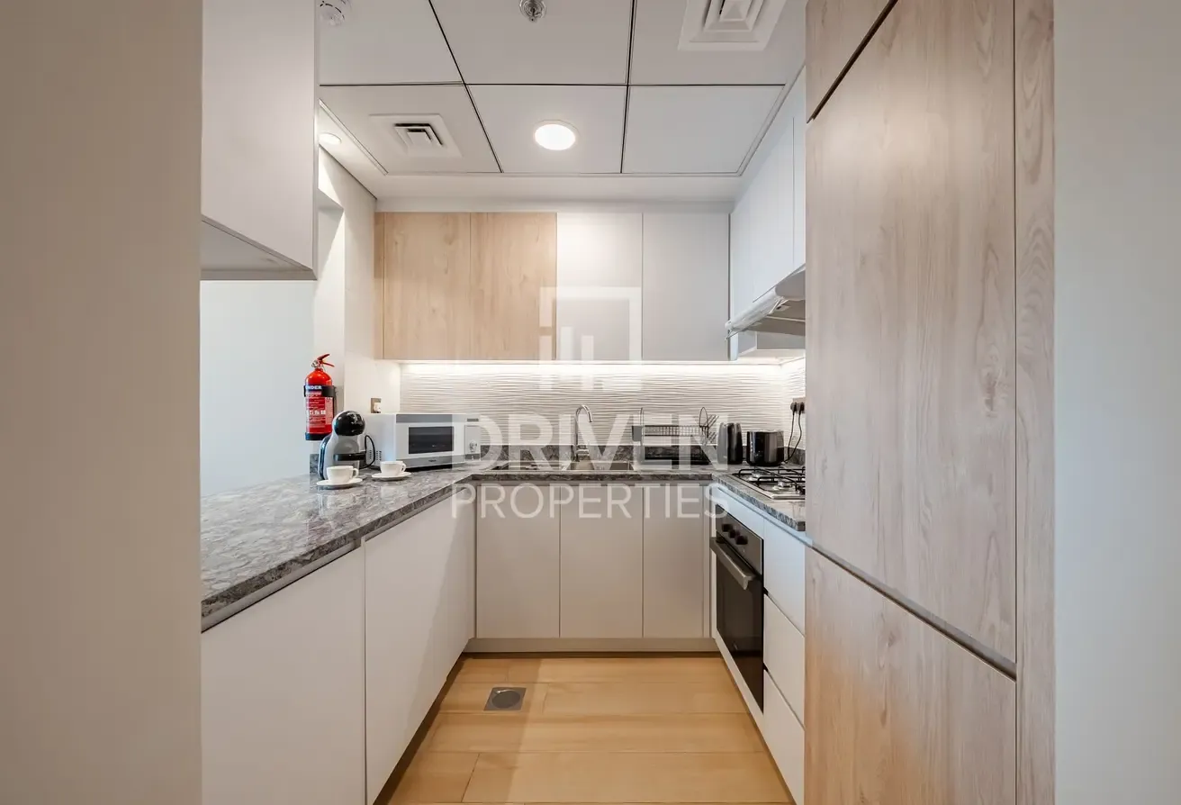 Bills Included | 4 Cheques | Ready to Move in