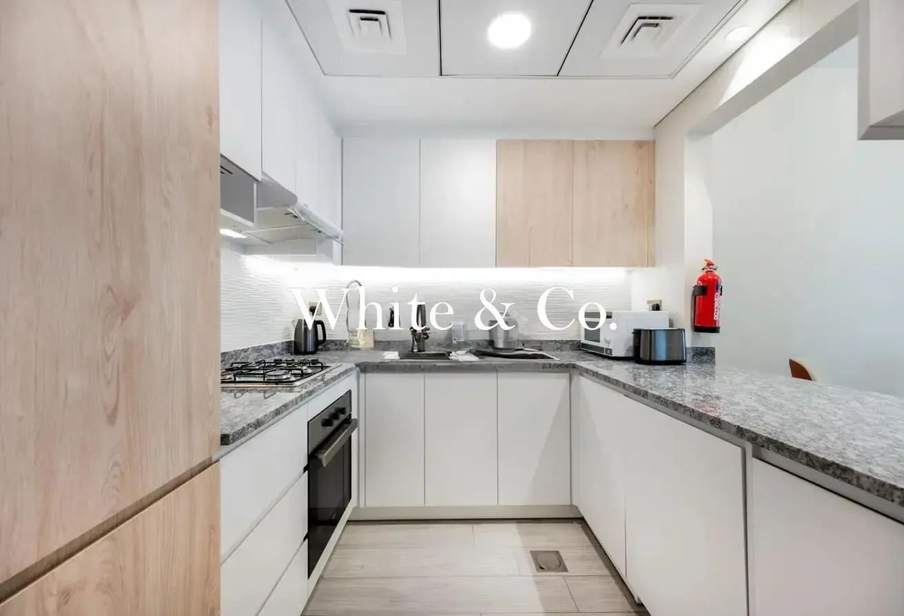 Best Amenities | Bills Included | Canal view