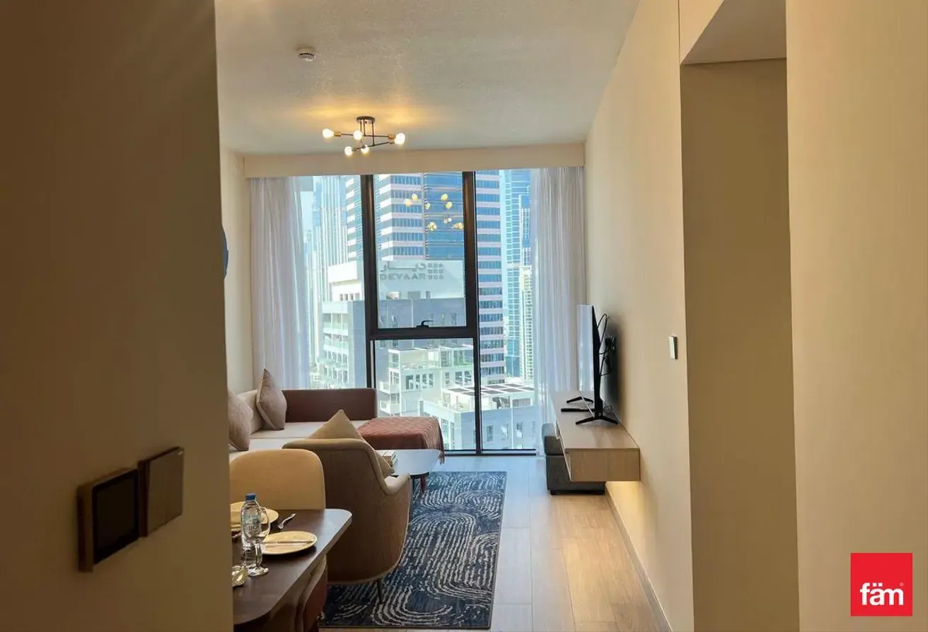 Serviced Apartment| Spacious| Central Location