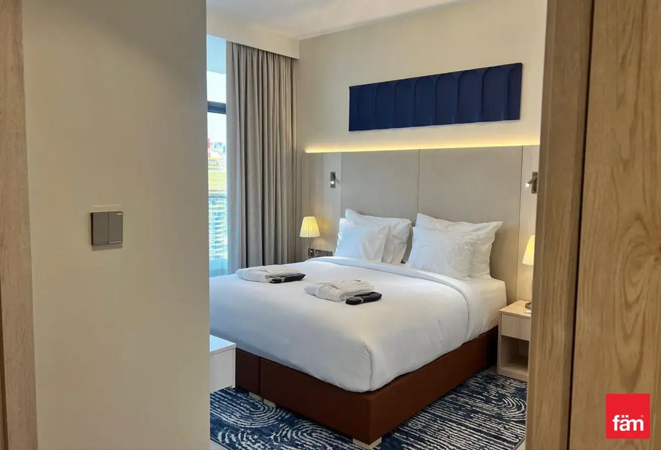 Serviced Apartment| Strategic Location| Canal View