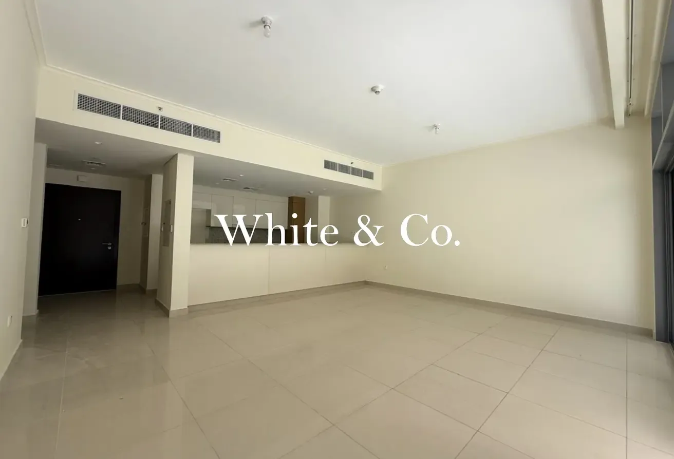 Chiller Free | Vacant | Pool and Park View