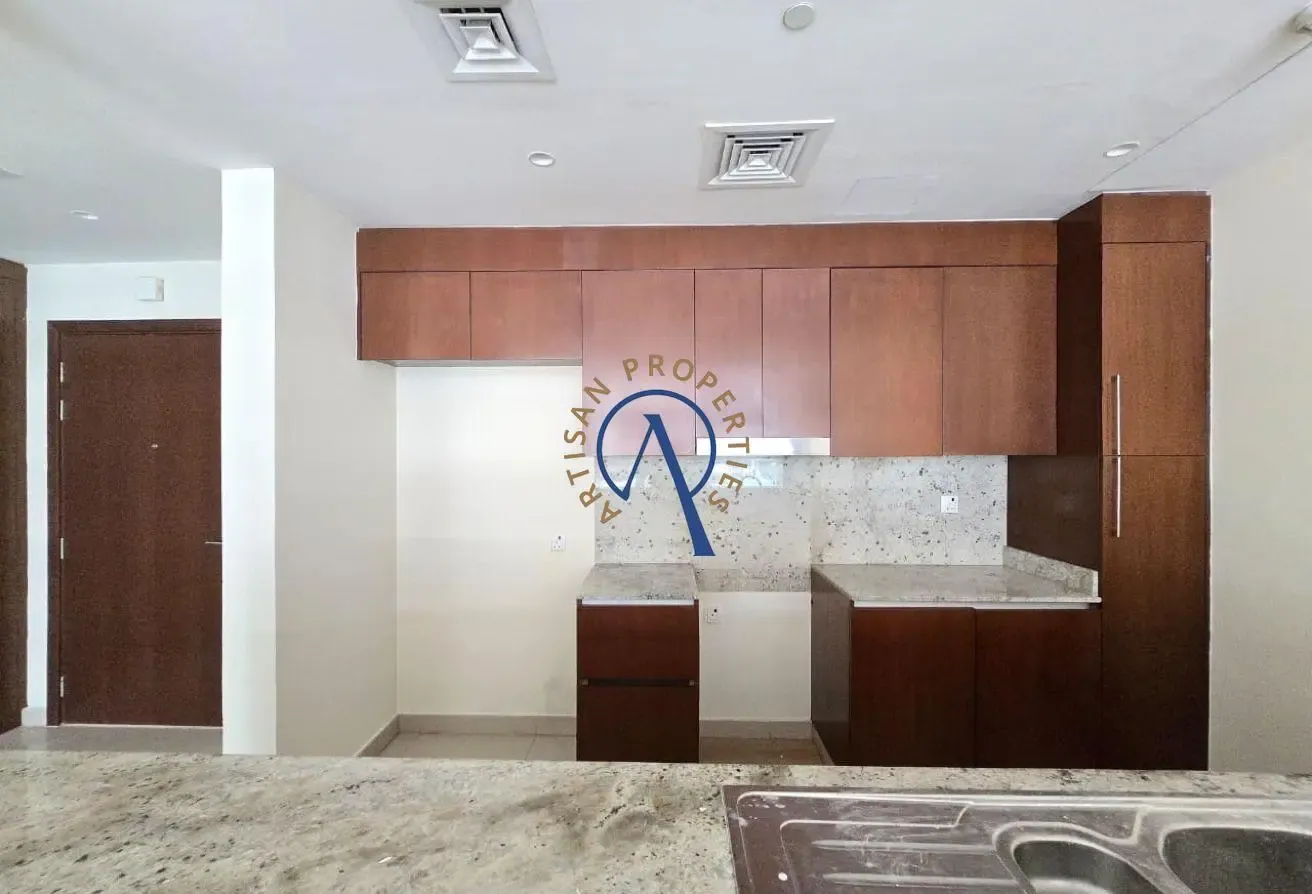 STORAGE & LAUNDRY | VACANT | POOL VIEW