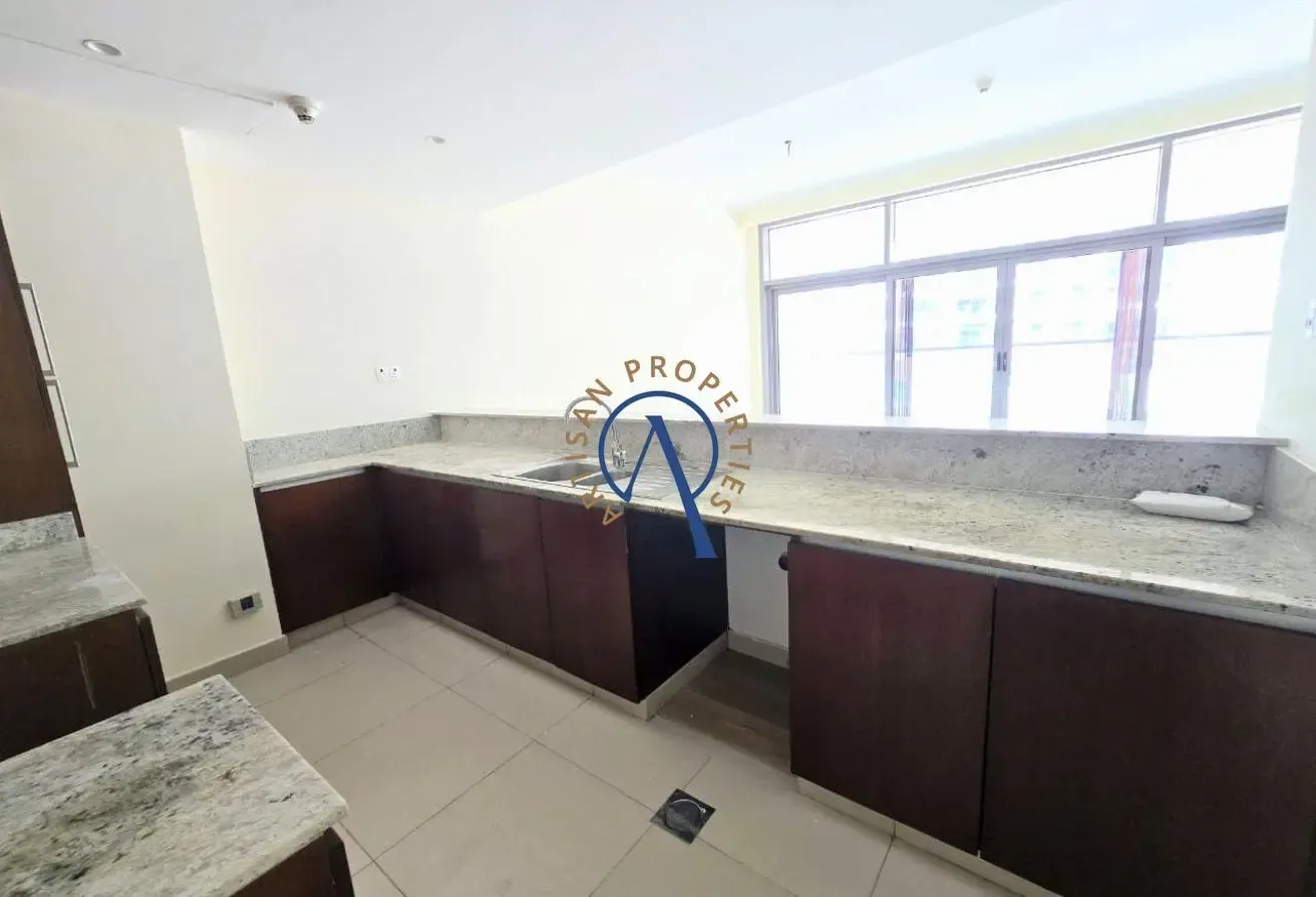 STORAGE & LAUNDRY | VACANT | POOL VIEW