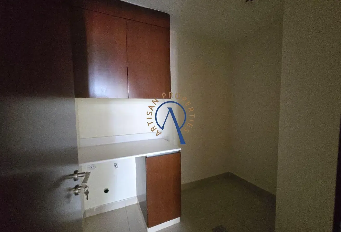 STORAGE & LAUNDRY | VACANT | POOL VIEW