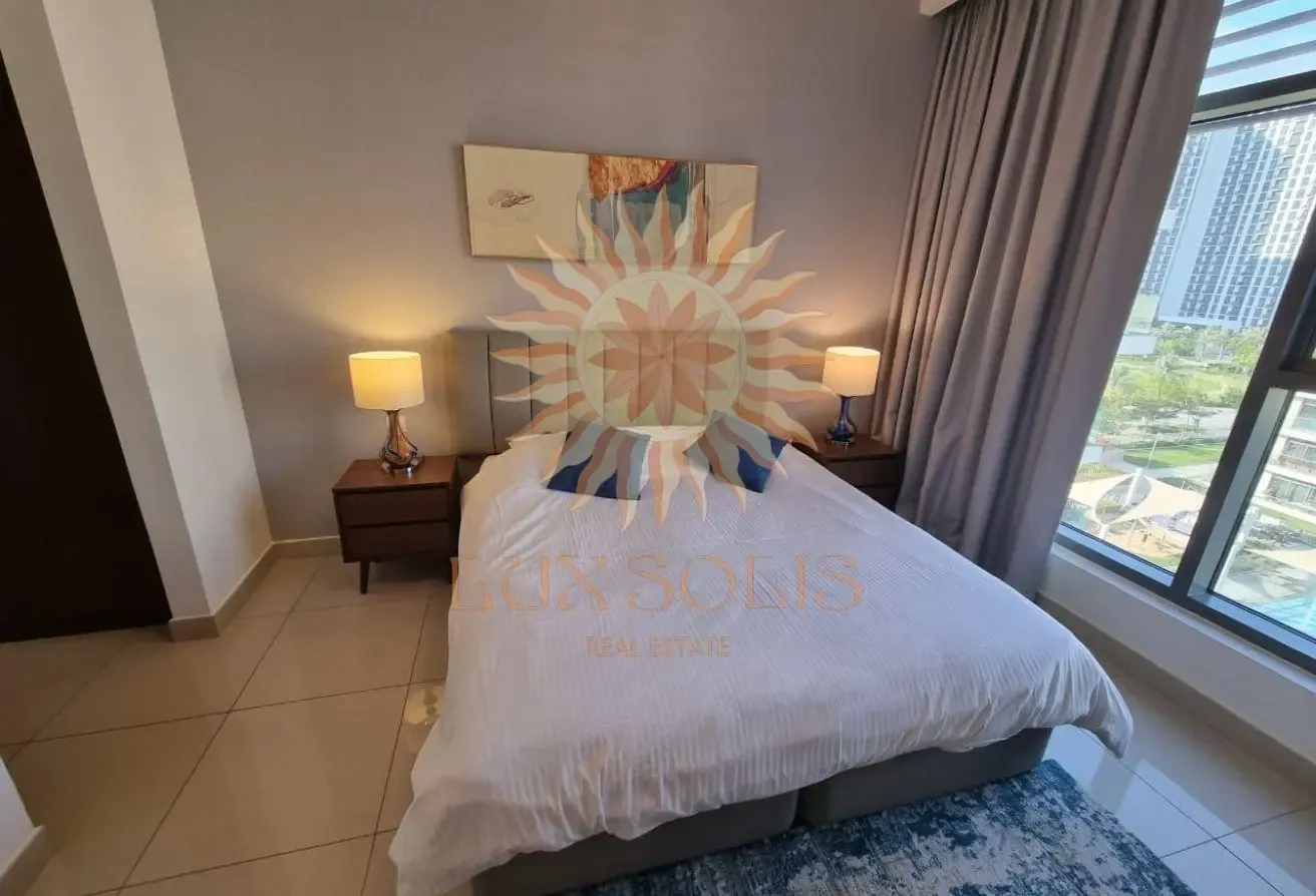 Fully Furnished | Balcony | Park View | Vacant