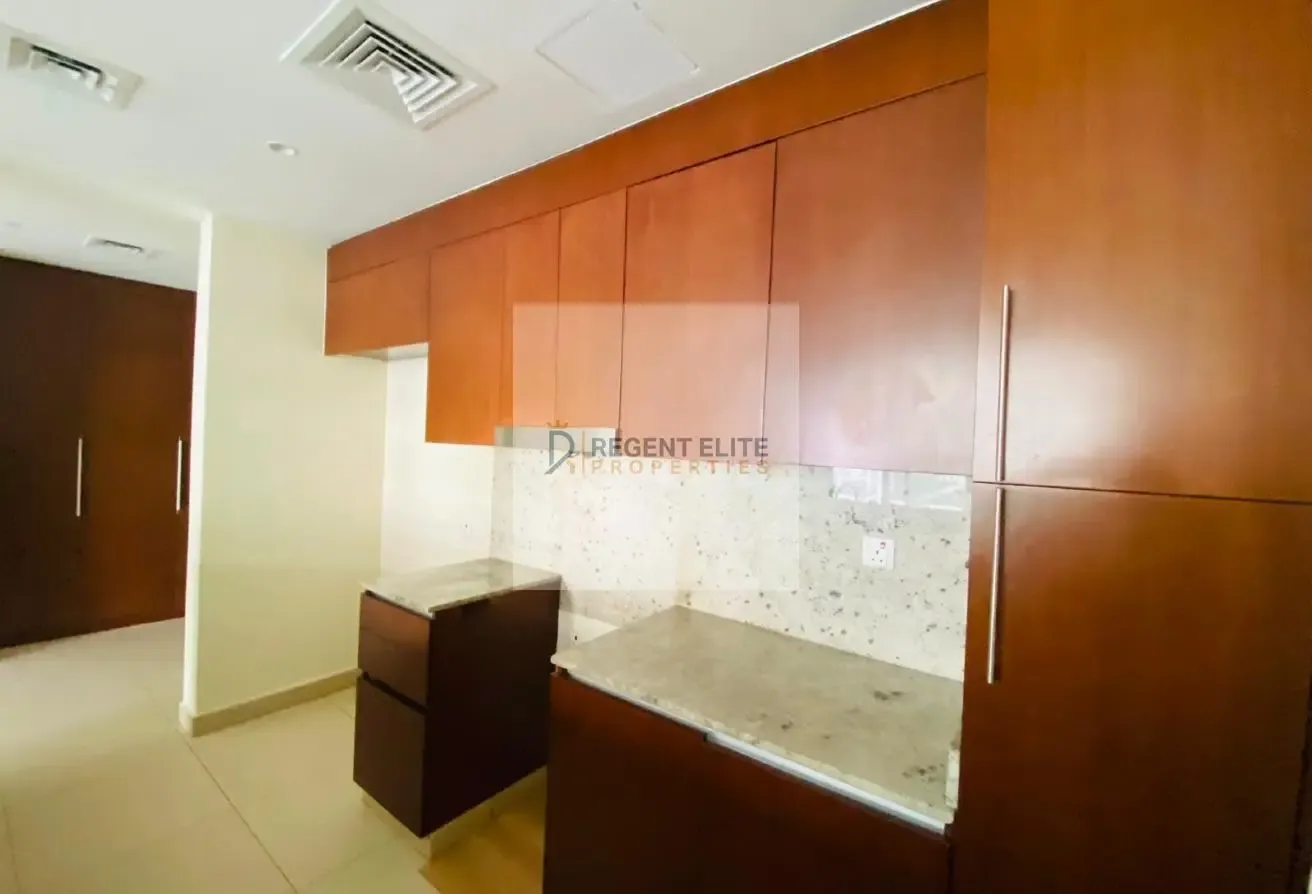 Unfurnished-Pool and Park Views-Balcony-LowFl