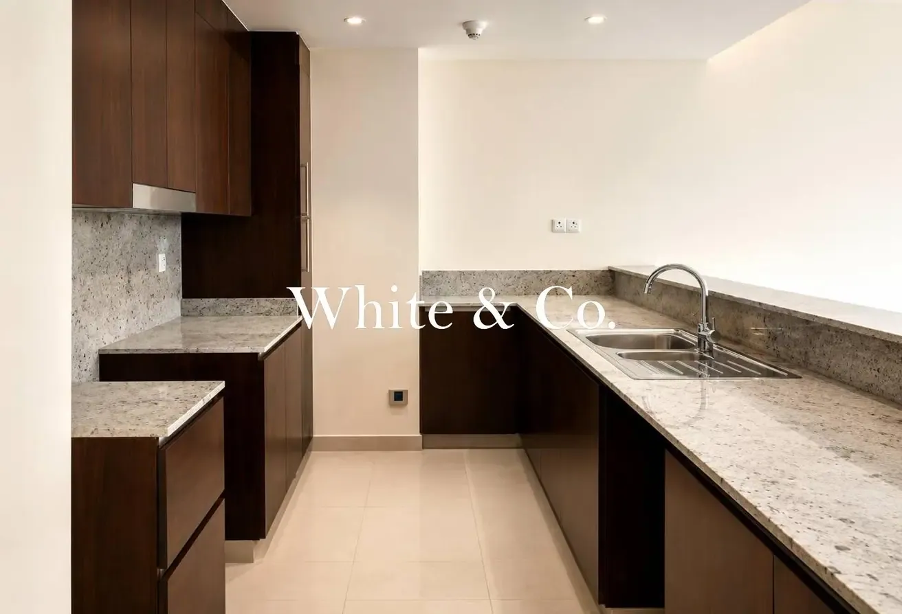 Pool View| Vacant Soon | Spacious Layout