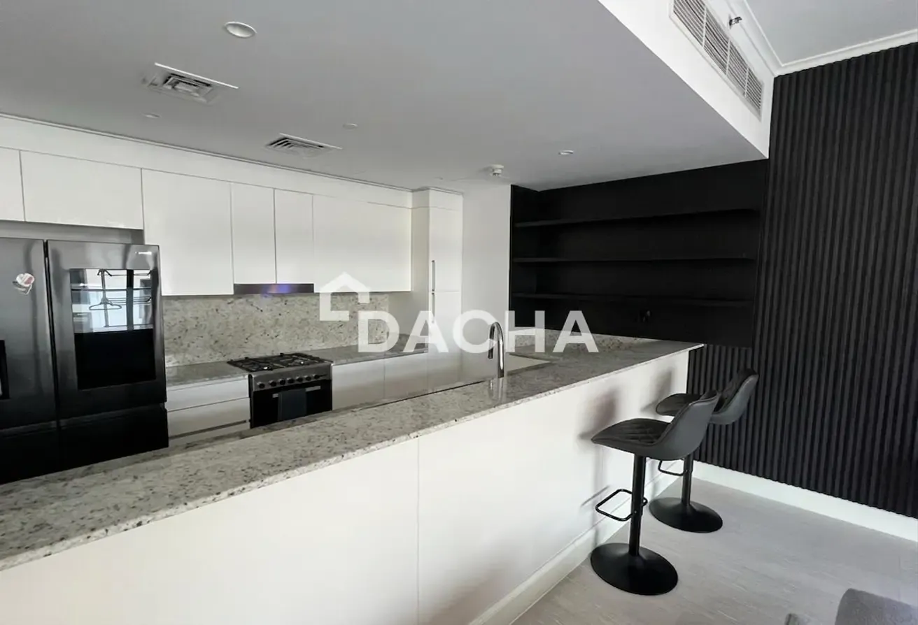 Partially Upgraded | High Floor | Vacant